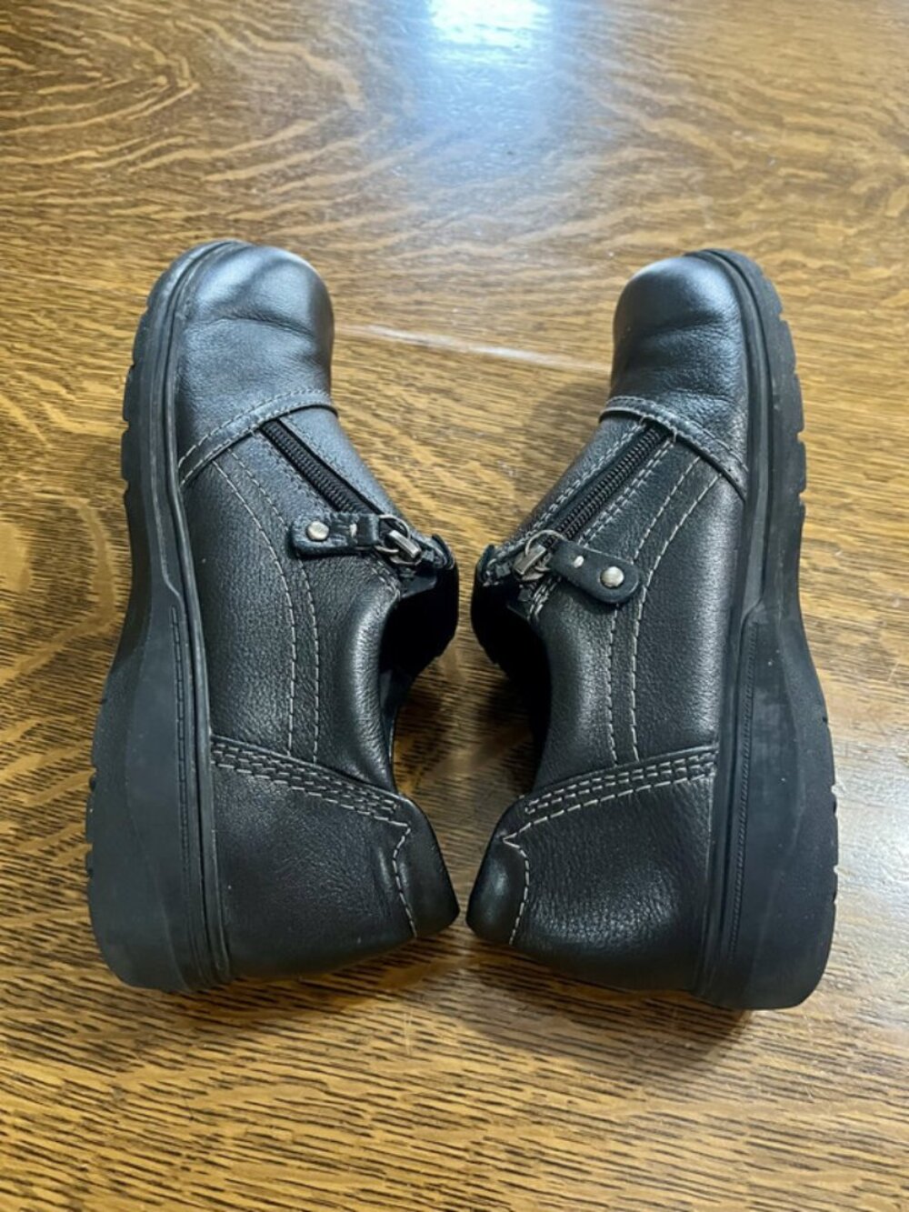 Clarks Carleigh Ray Womens 10W Black Leather Zip Comfort Walking Slip On Shoes